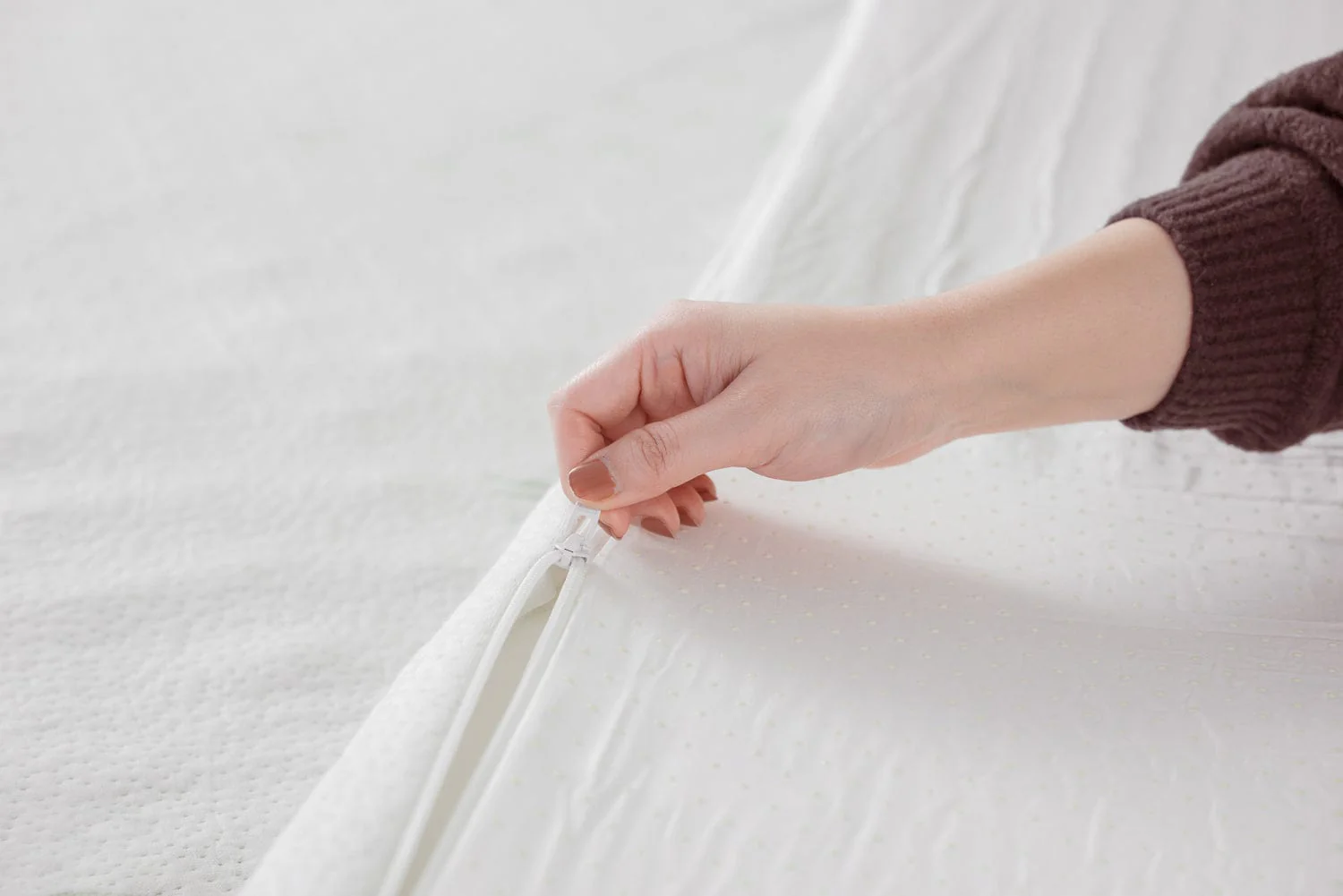 Memory Foam Mattress Topper | 8cm | Queen - Image 5