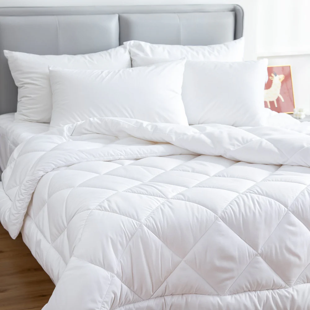 Hacienda | Microfibre & Bamboo Blend Quilt | 350GSM | All Season | Queen - Image 2